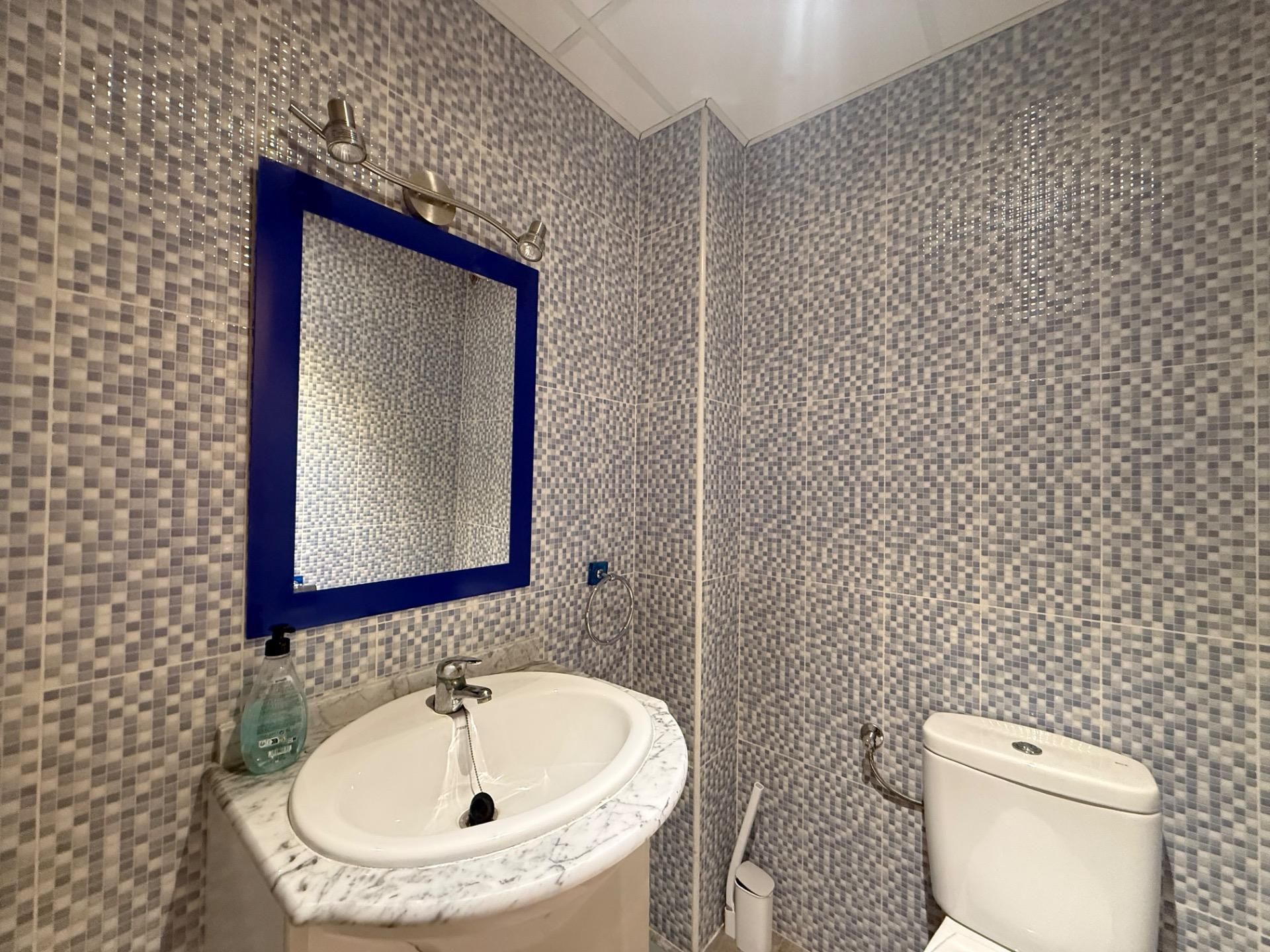 Bathroom of Flat for sale in Deltebre  with Parquet flooring