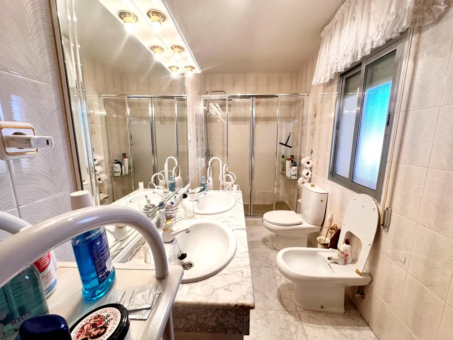 Bathroom of Houses for sale in Escalona  with Air Conditioner, Heating and Private garden