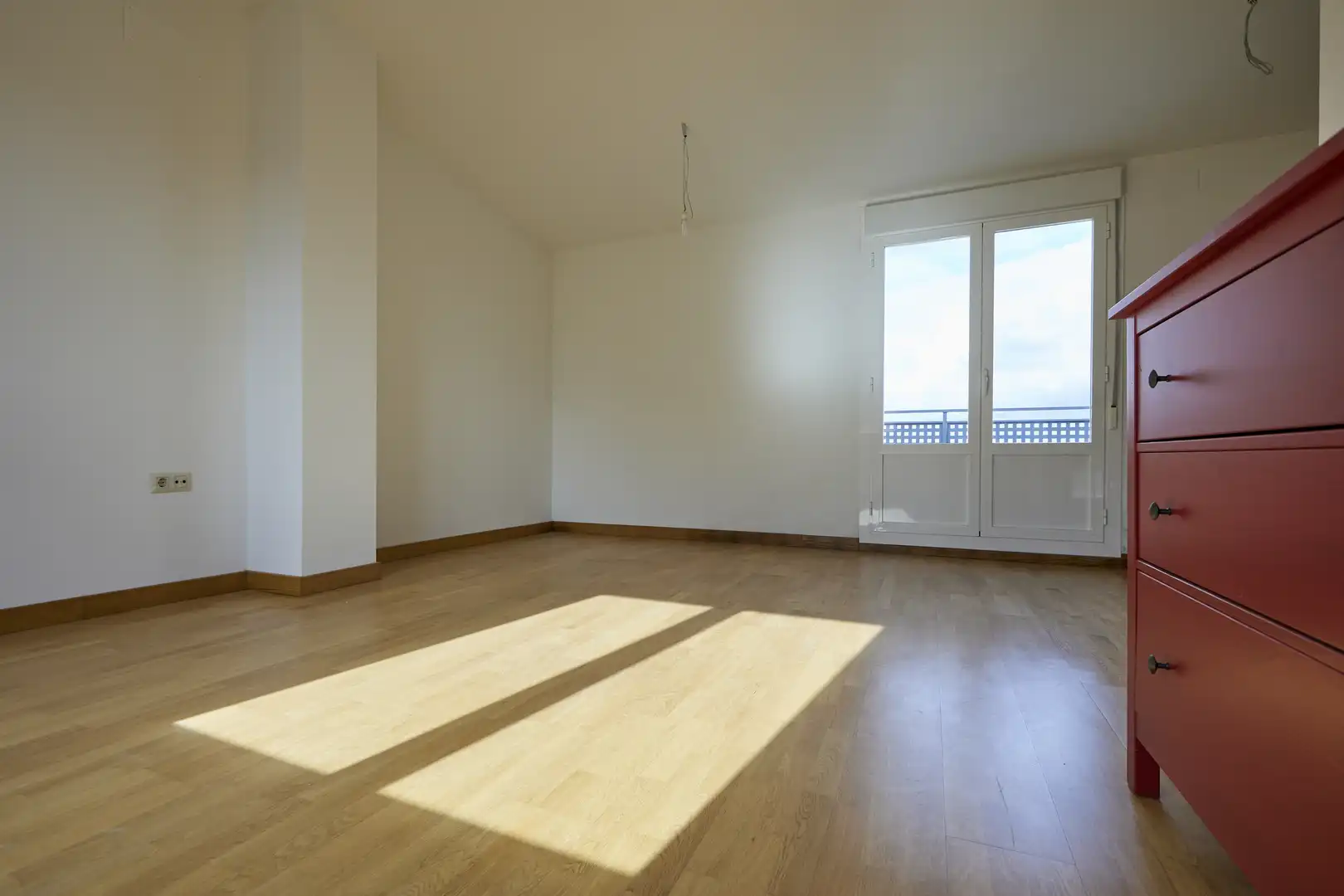 Dormitori de Casa adosada en venda en Rincón de Soto amb Calefacció, Parquet i Terrassa