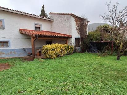 Garden of Country house for sale in Leache  with Private garden