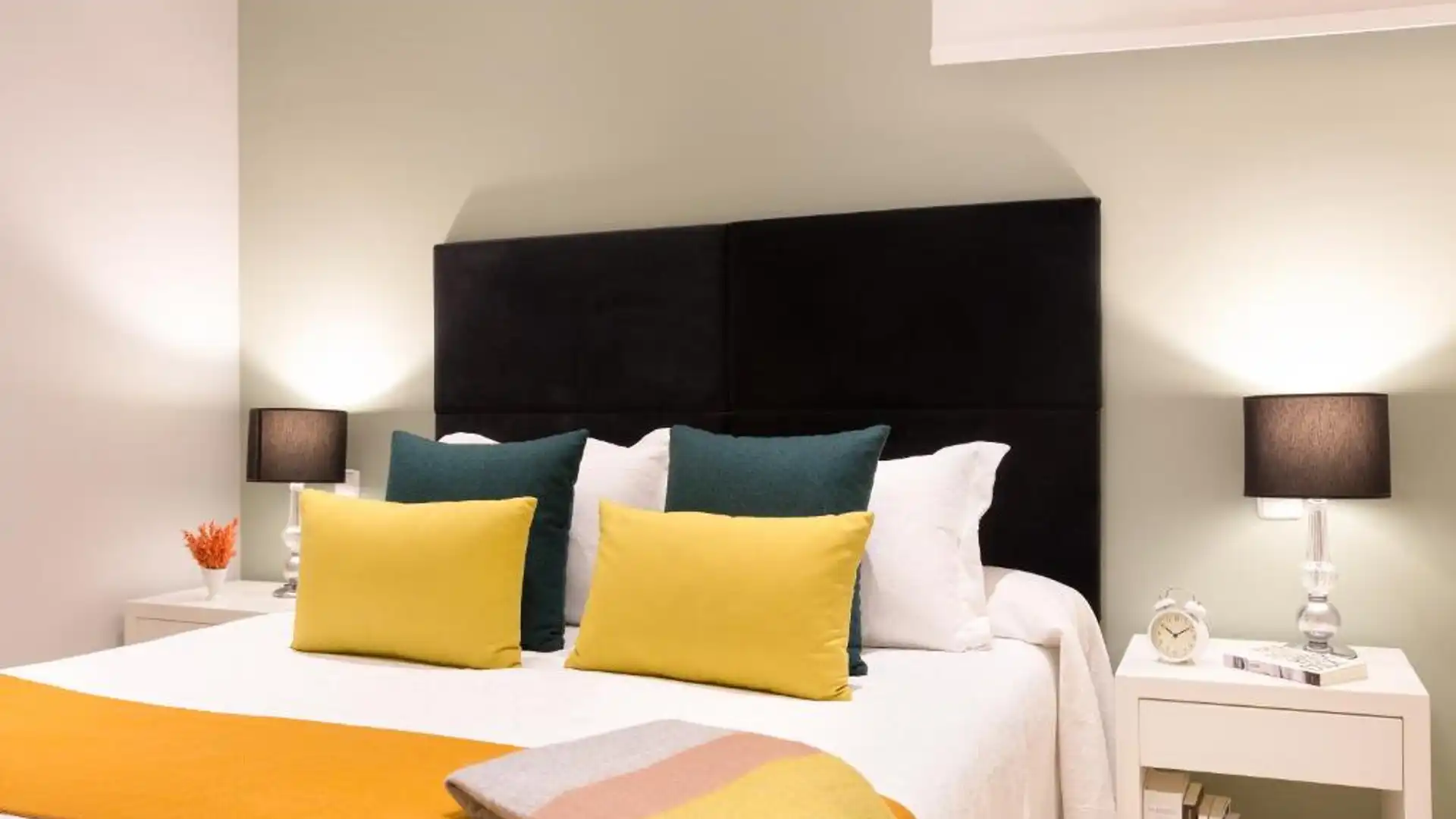 Study for rent in Las Fuentes