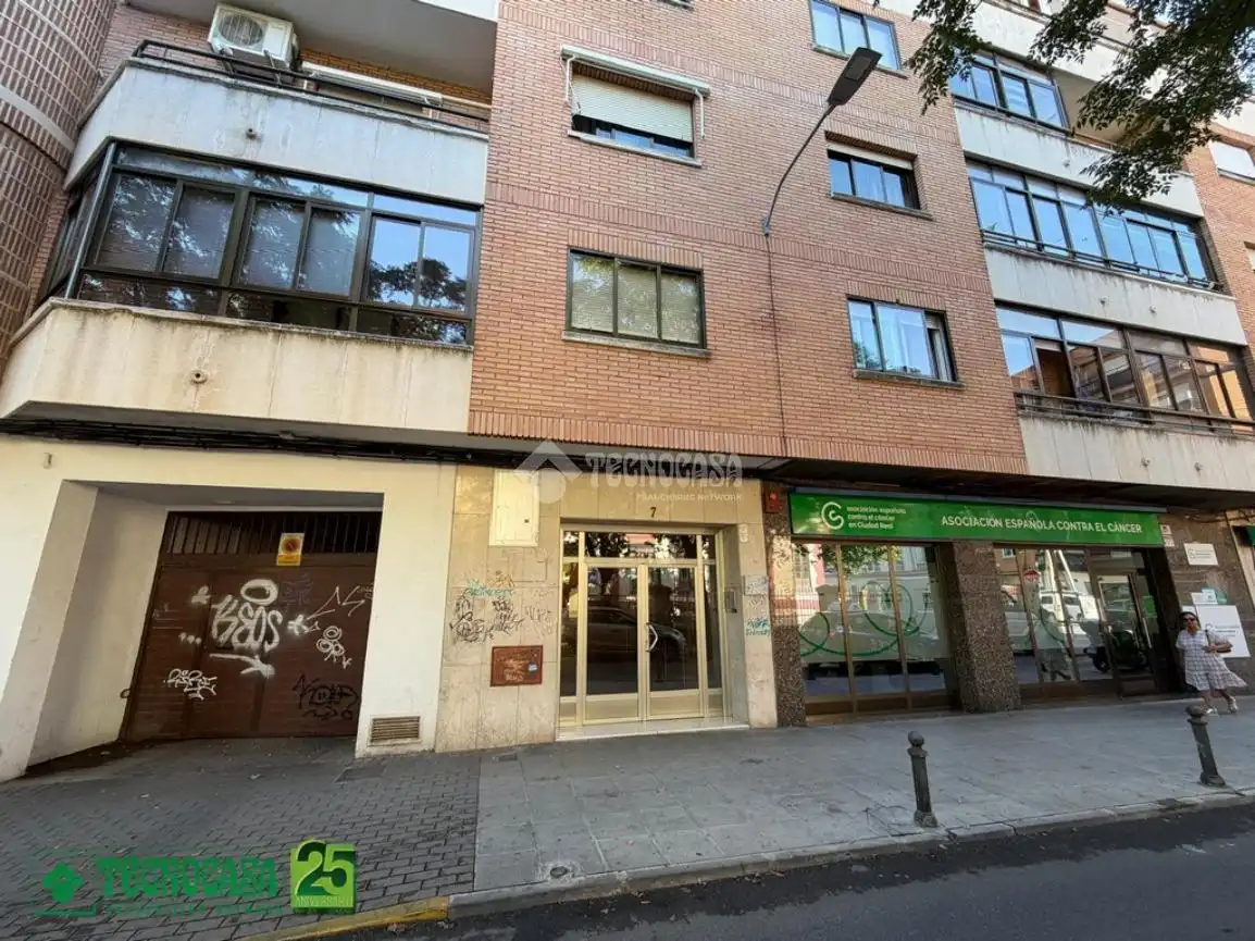 Exterior view of Flat for sale in Ciudad Real  with Air Conditioner and Heating