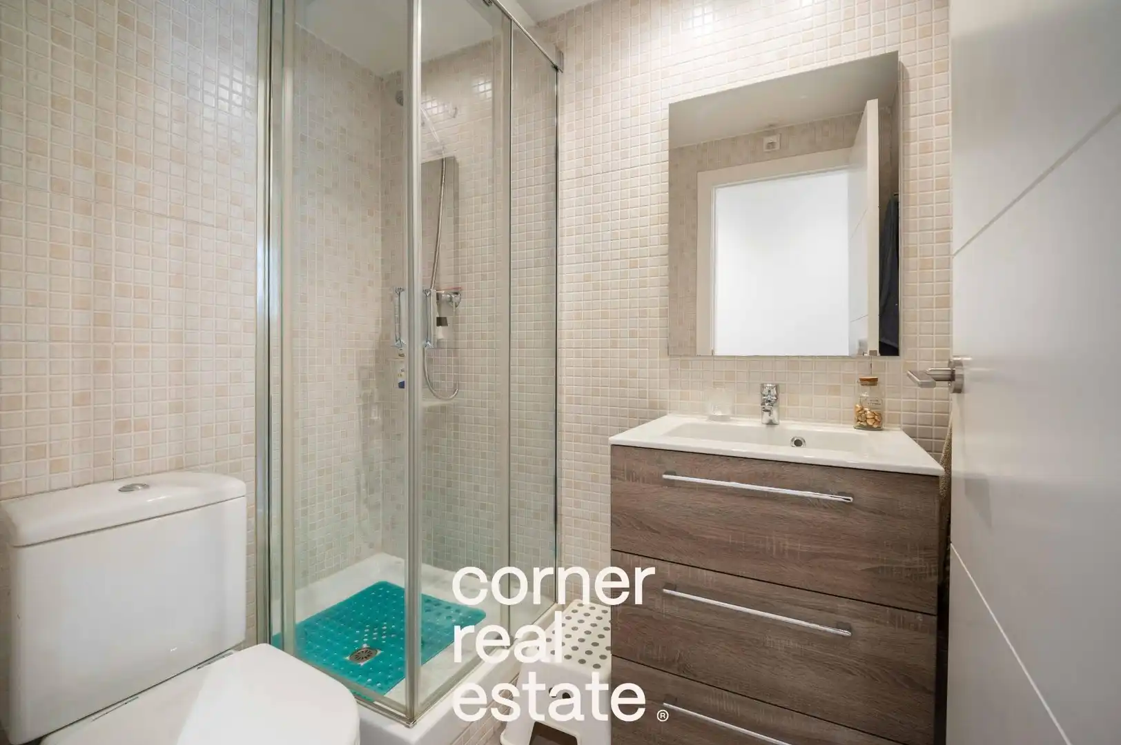 Bathroom of Ground floor for sale in Sant Cugat del Vallès  with Heating, Parquet flooring and Terrace