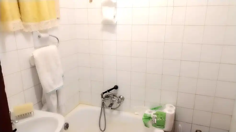 Baño de Finca rústica en venta en Salas con Amueblado