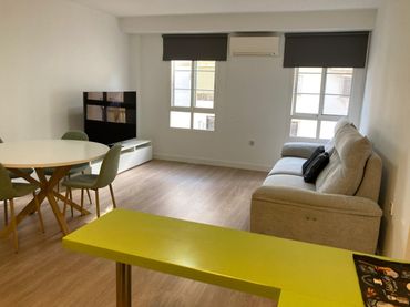 Appartement compact avec ascenseur à louer à Calle Doctor Fleming