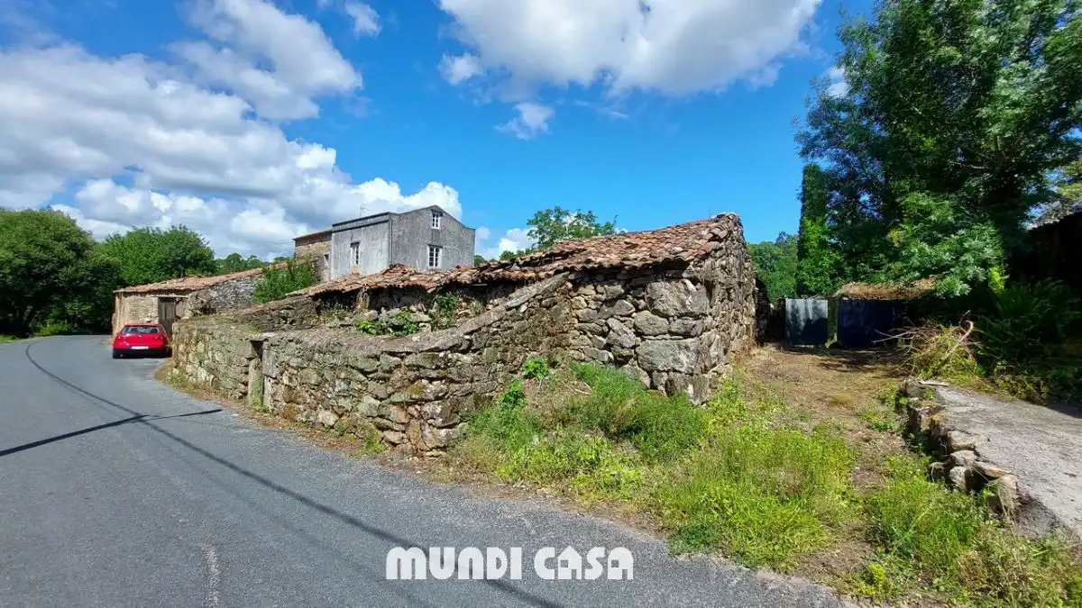 Houses for sale in Boiro