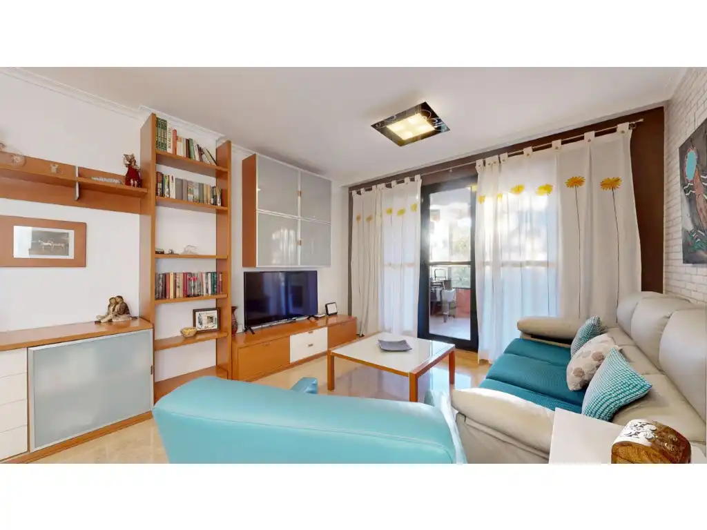 Living room of Flat for sale in Valencia  with Air Conditioner, Terrace and Community pool