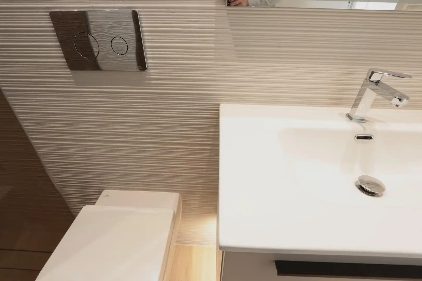 Badezimmer von Dachboden zum Verkauf in Cartagena mit Klimaanlage, Heizung und Parkett