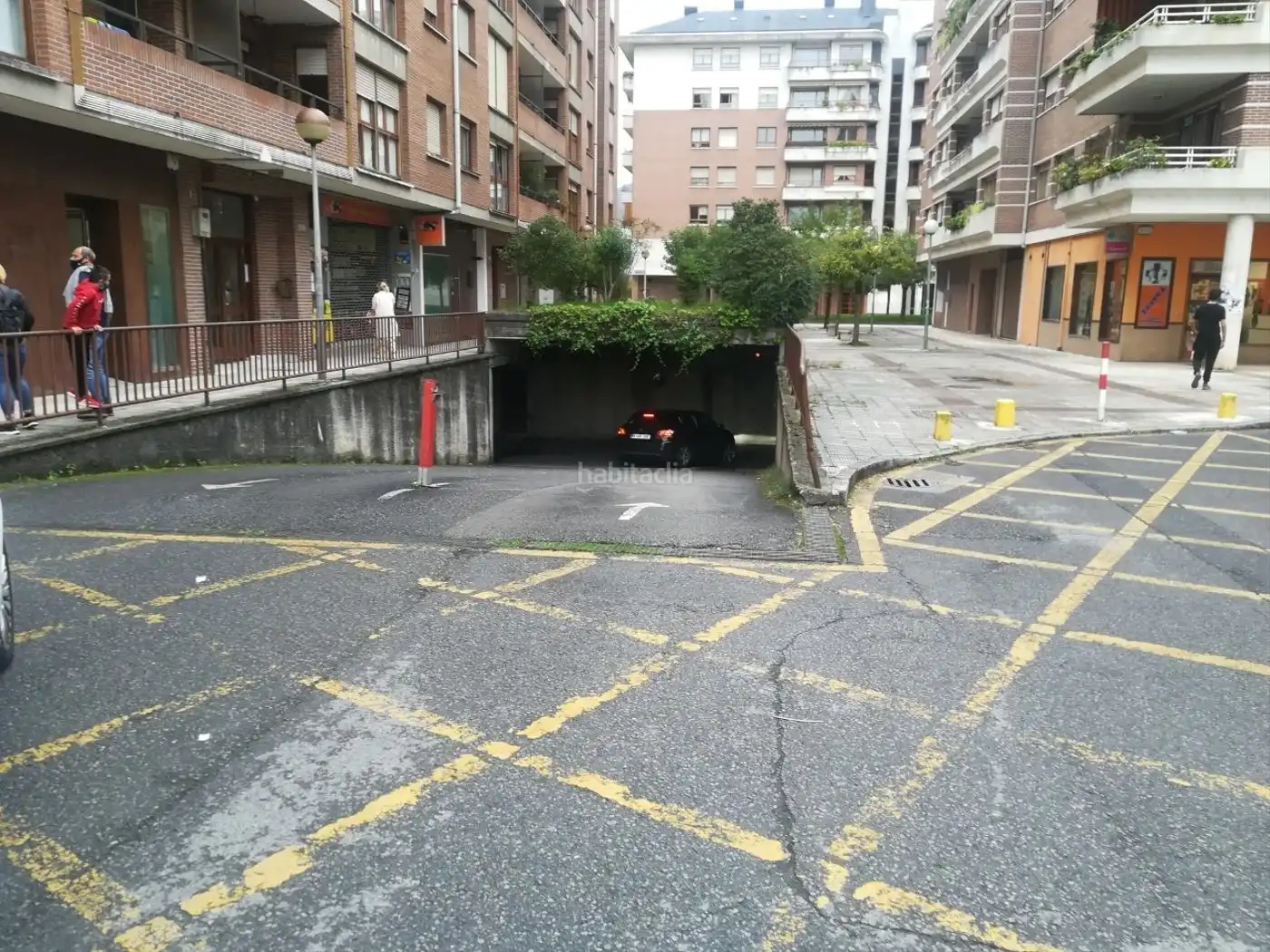 Aparcament de lloguer a Murueta Torre Auzunea Etxetaldea 5G