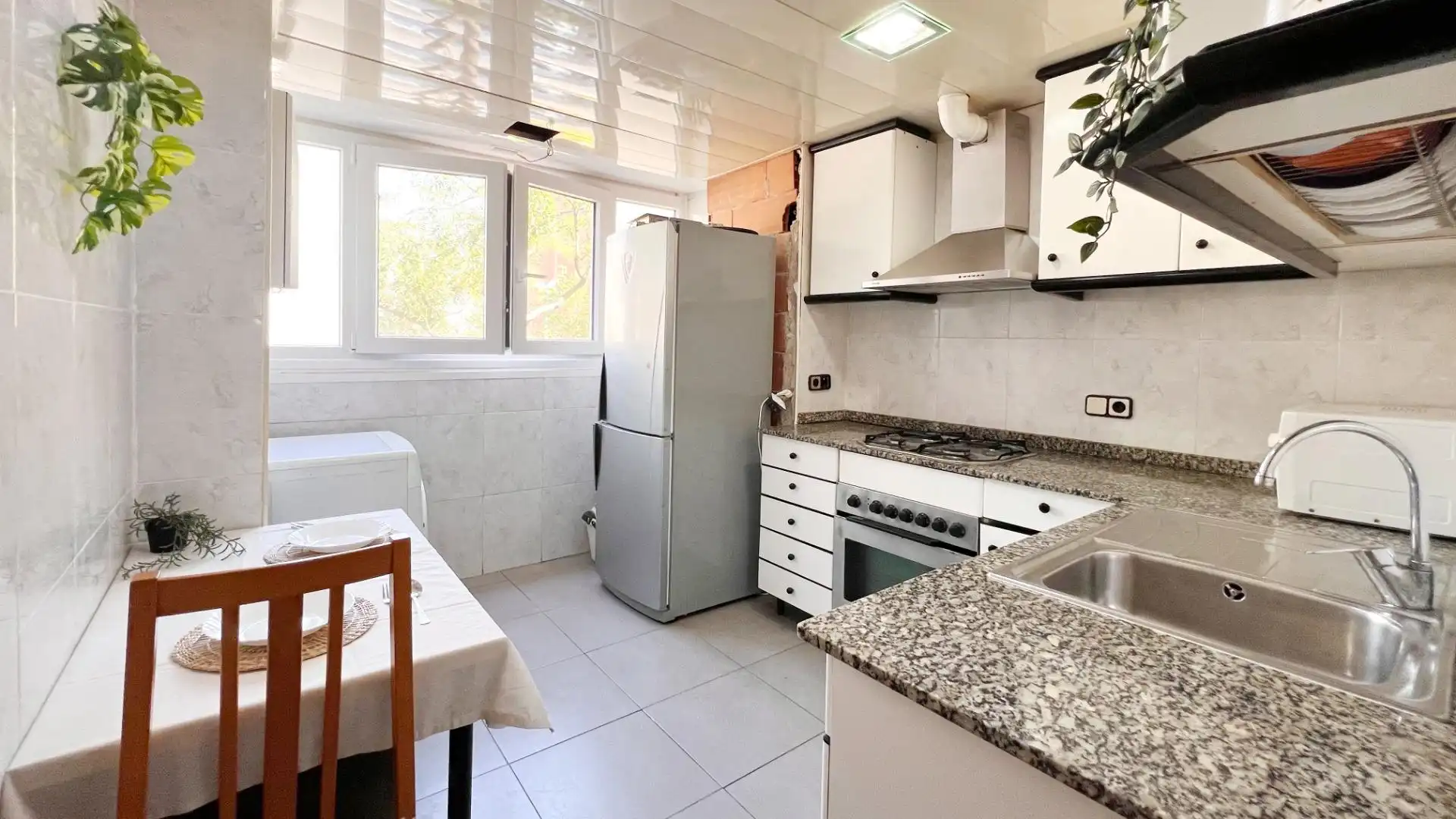 Piso con terraza en venta en Artigues - Llefià, imagen 11