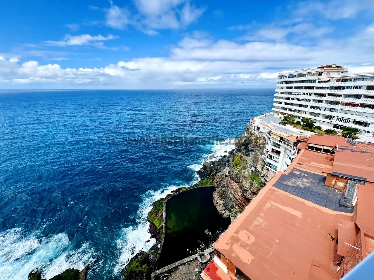 Vista exterior de Piso en venta en Los Realejos con Parquet y Amueblado