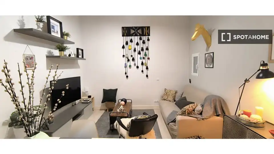 Sala de estar de Piso de alquiler en Madrid con Aire acondicionado, Calefacción y Amueblado