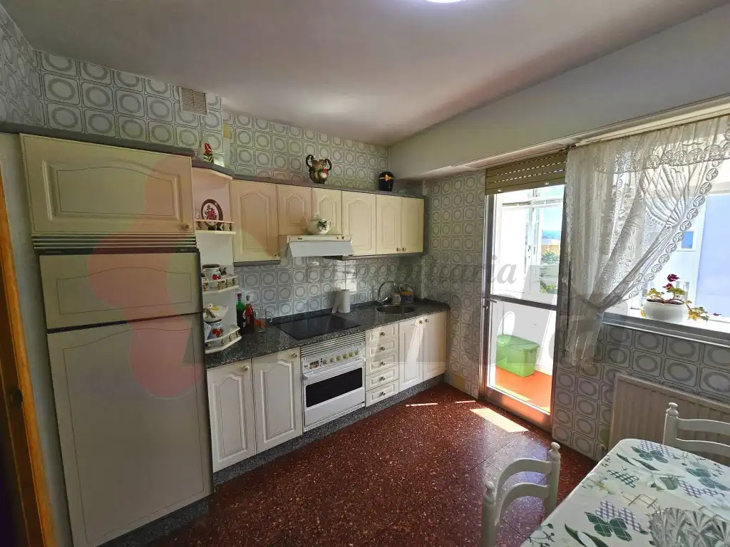 Kitchen of Flat for sale in Lugo