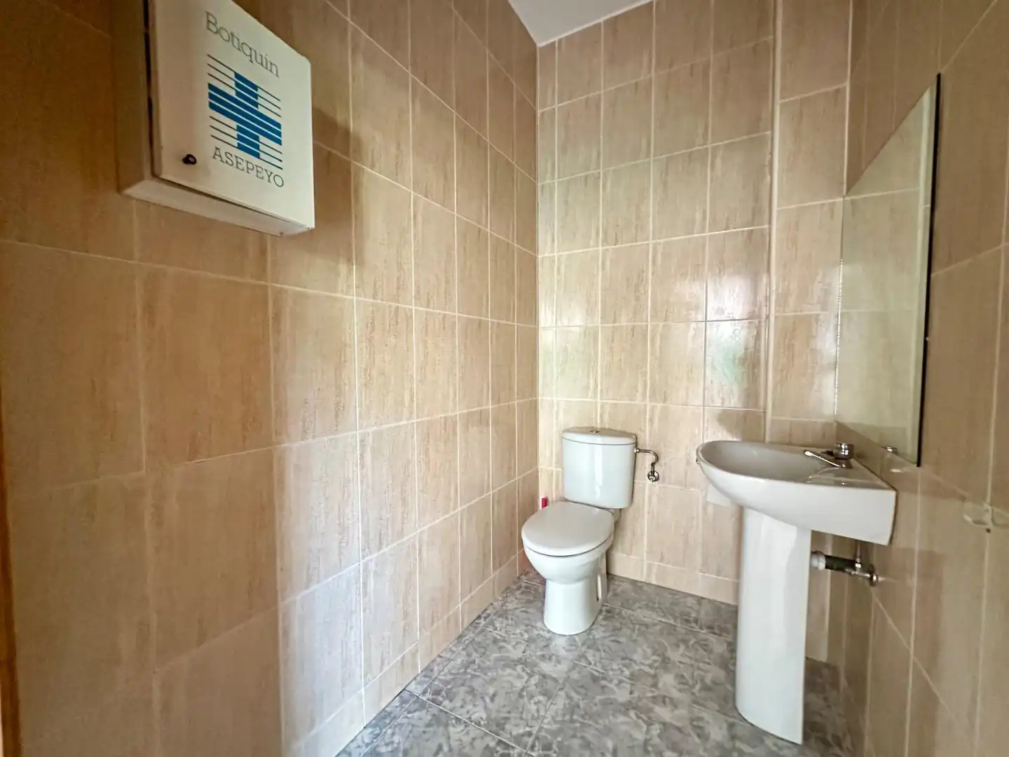 Local comercial en alquiler en Zona Alta, imagen 4