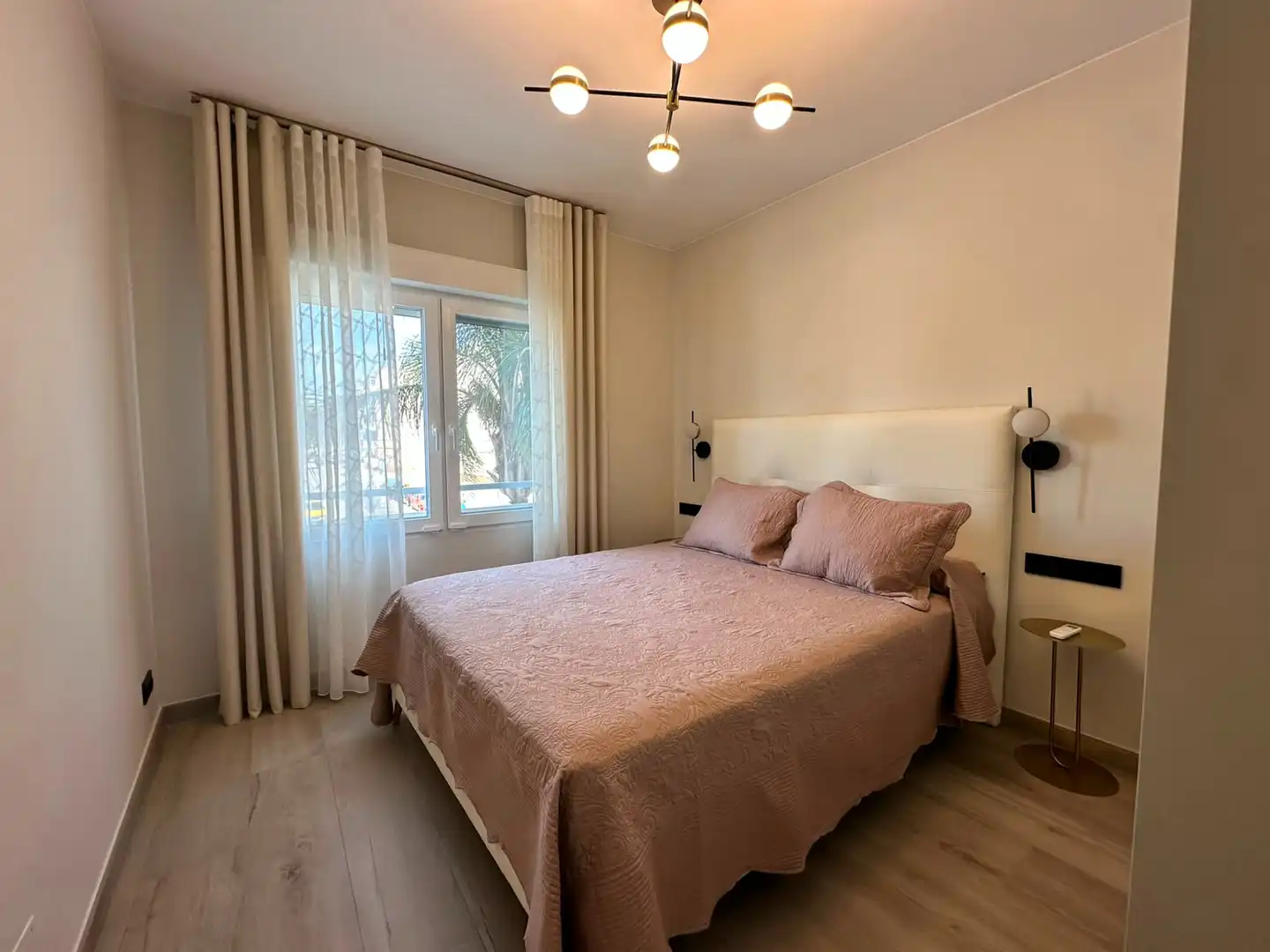 Habitación de Piso en venta en Vélez-Málaga con Aire acondicionado, Calefacción y Terraza