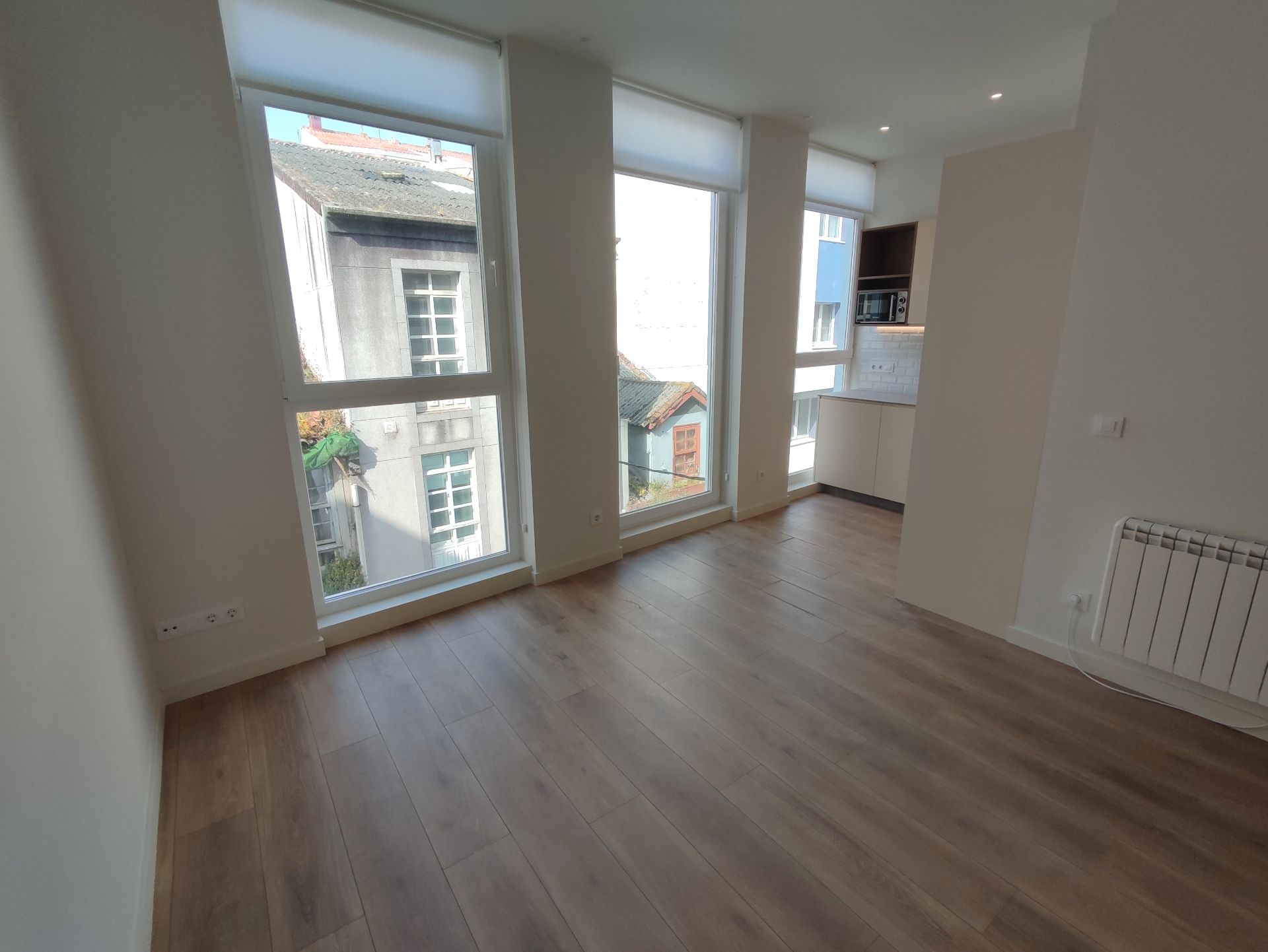 Living room of Flat to rent in A Coruña Capital   with Heating, Parquet flooring and Oven