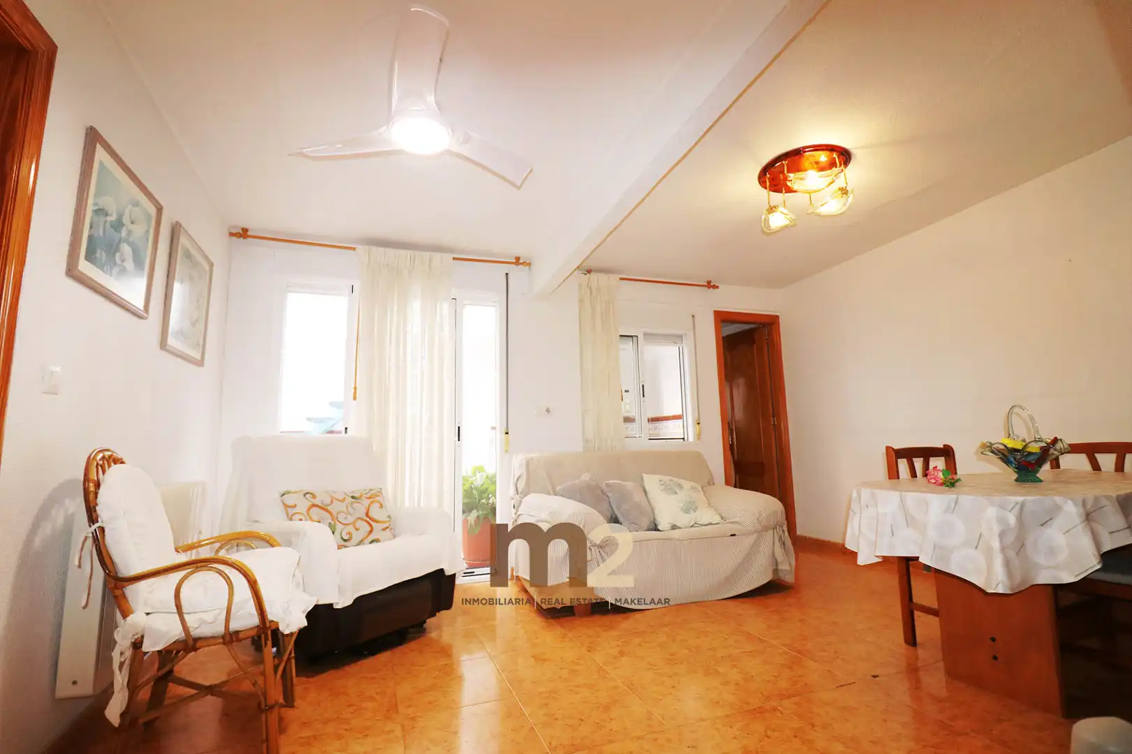 Wohnzimmer von Einfamilien-Reihenhaus zur Miete in Guardamar del Segura mit Klimaanlage, Heizung und Möbliert