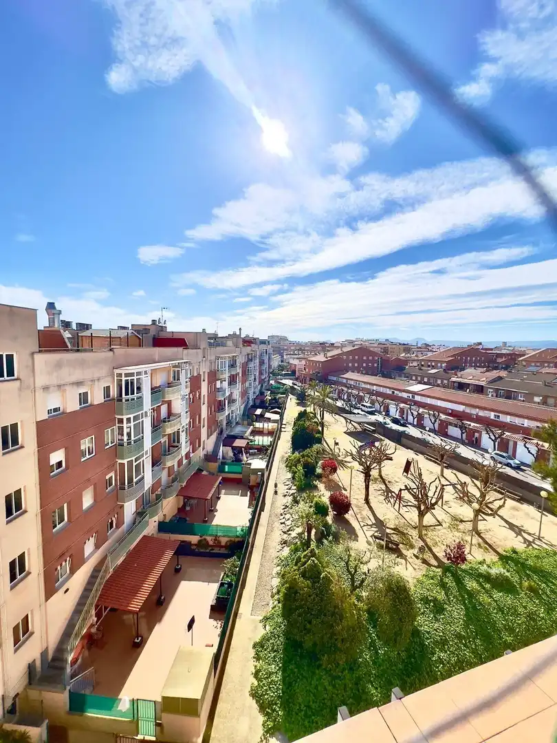 Vista exterior de Dúplex en venda en Vila-seca amb Aire condicionat, Calefacció i Balcó