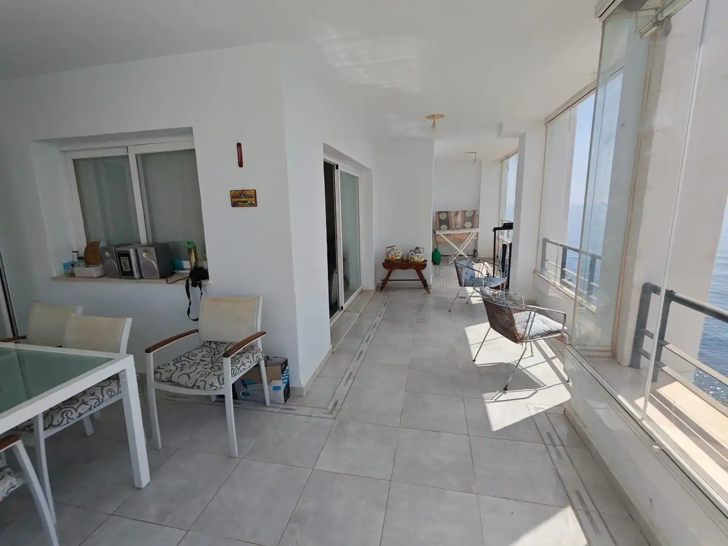 Terrasse von Wohnung zur Miete in Benalmádena mit Klimaanlage, Terrasse und Gemeinschaftspool