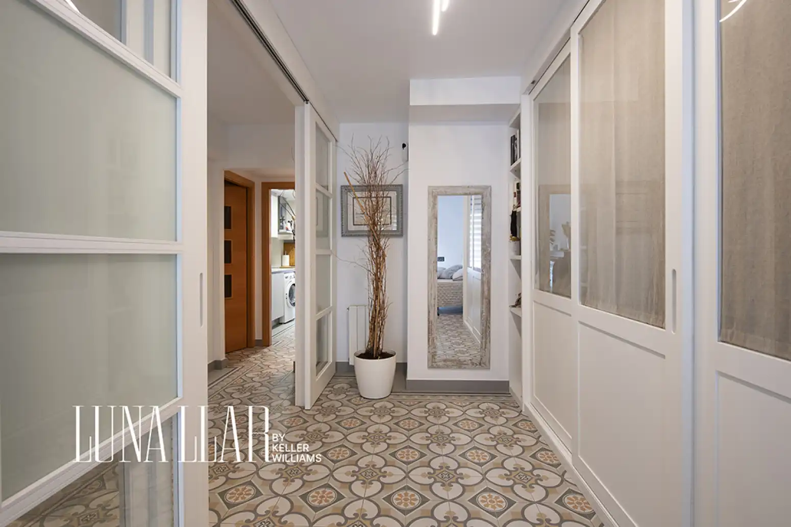 Flat for sale in Puigdàlber, Barcelona
