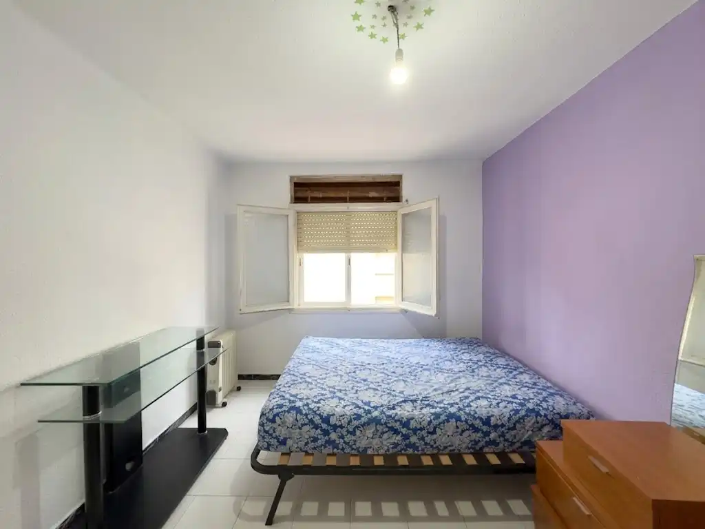 Habitación de Piso en venta en Terrassa con Terraza