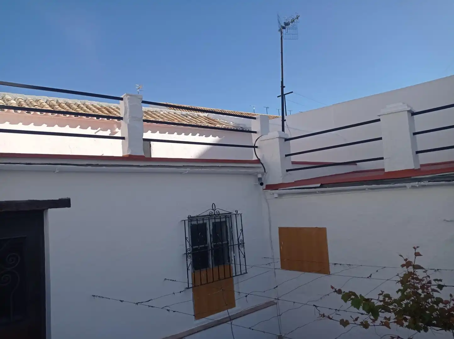 Exterior view of Houses for sale in Morón de la Frontera