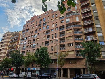 Duplex con balcone in vendita a Príncep de Viana - Clot - Xalets Humbert Torres