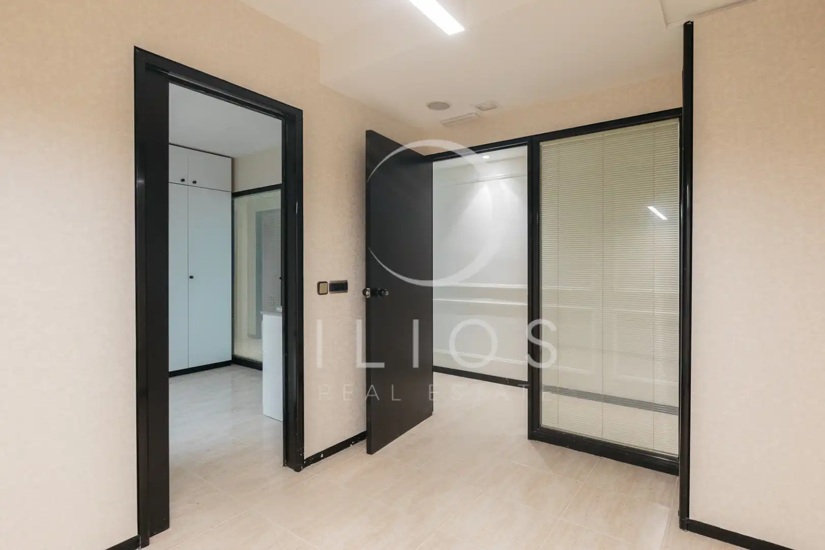 Oficina en venta en Valencia con Aire acondicionado y Balcón