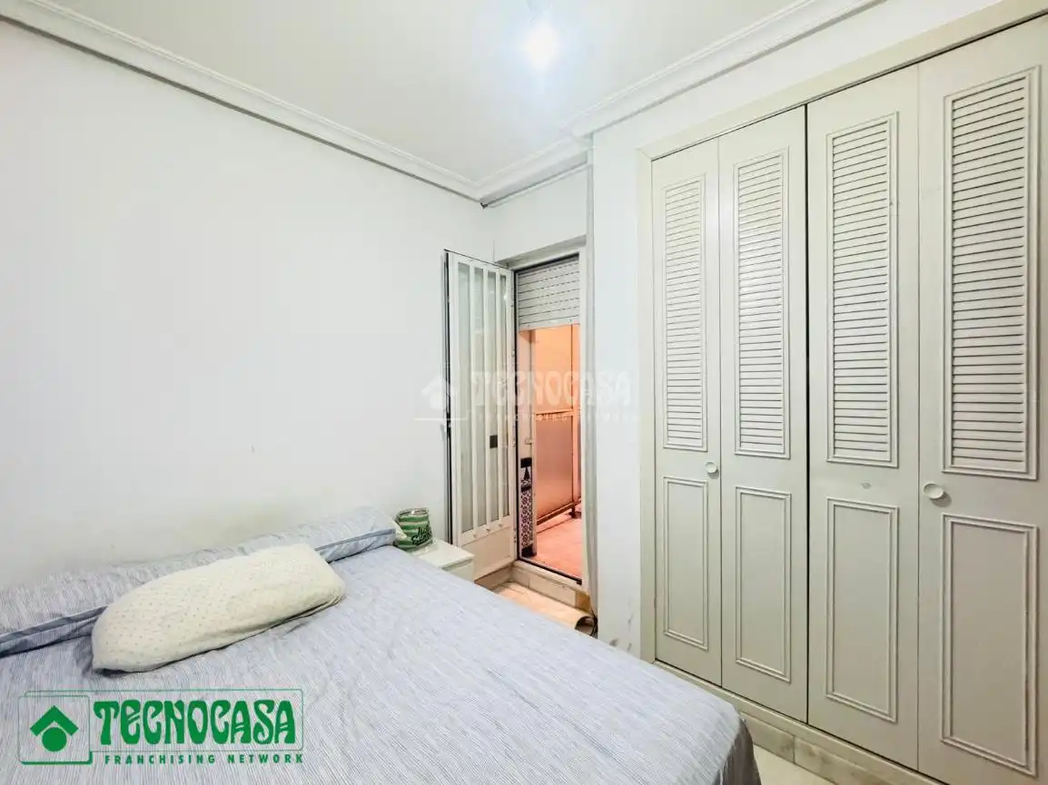 Habitación de Piso en venta en Toledo con Calefacción y Amueblado
