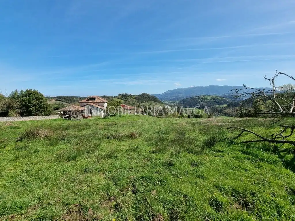 Casa o xalet en venda en Colunga amb Jardí privat i Traster
