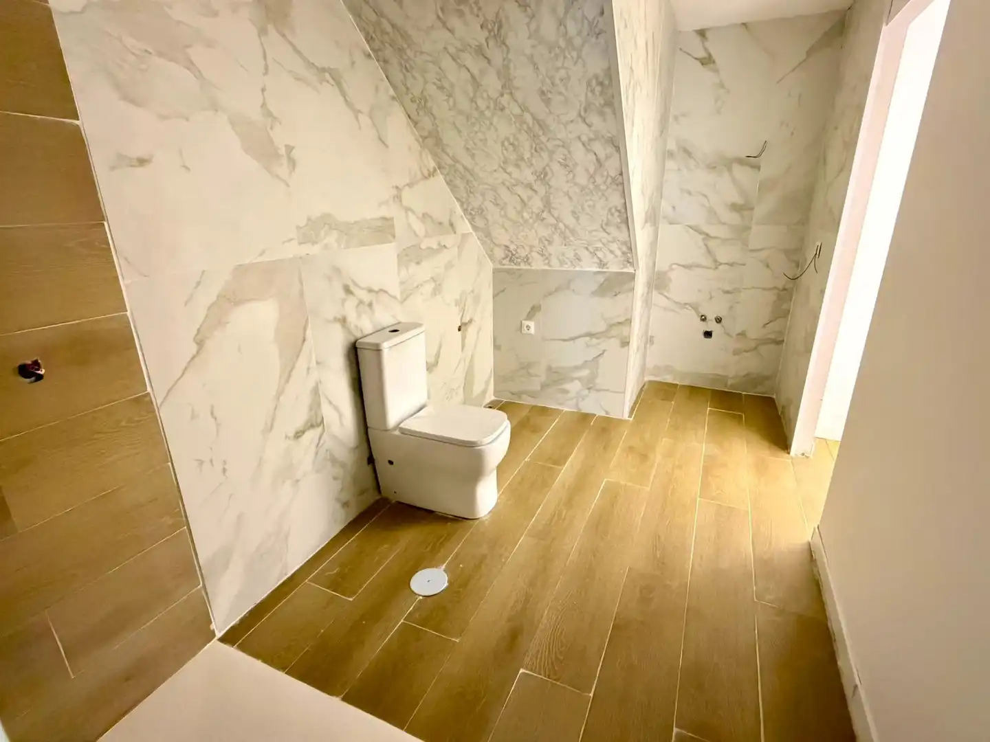 Baño de Local en venta en Antequera
