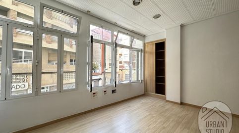 Foto 2 de Oficina en venta en Capitán Amador, Campoamor, Alicante / Alacant