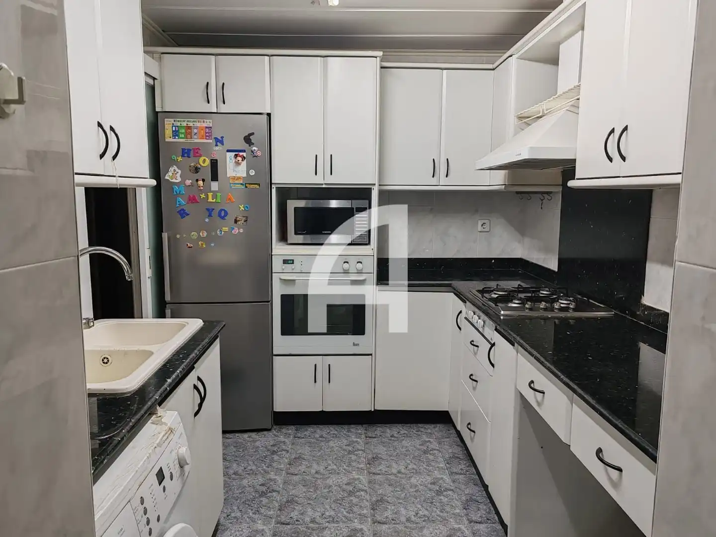 Küche von Wohnung zum Verkauf in Terrassa