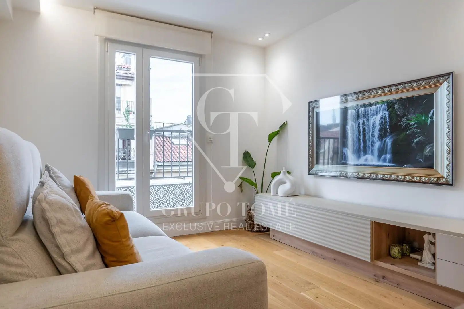 Sala de estar de Piso en venta en Donostia - San Sebastián  con Calefacción y Balcón
