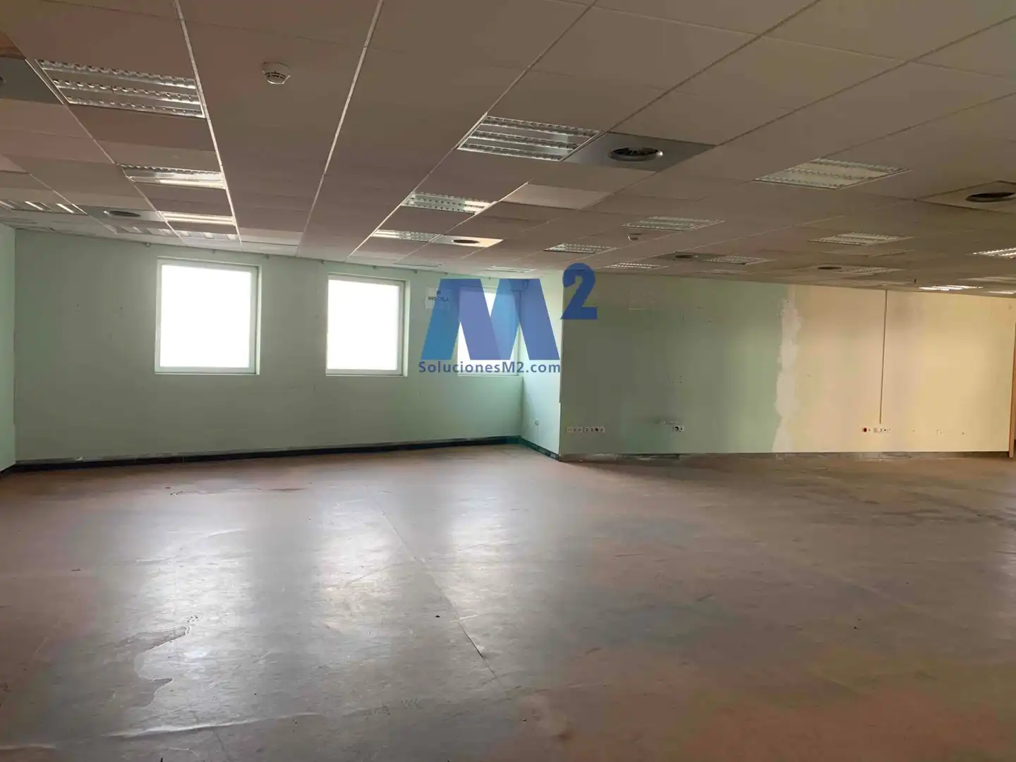 Nave industrial en venta en Reyes Católicos, Zona Industrial