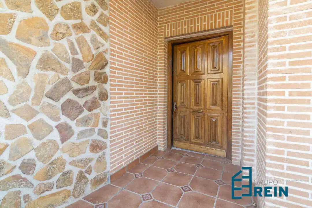 Chalet con jardín en venta en LARGO CABALLERO 1, imagen 7