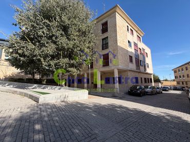 Individual with lift for sale in Calle la Fontana