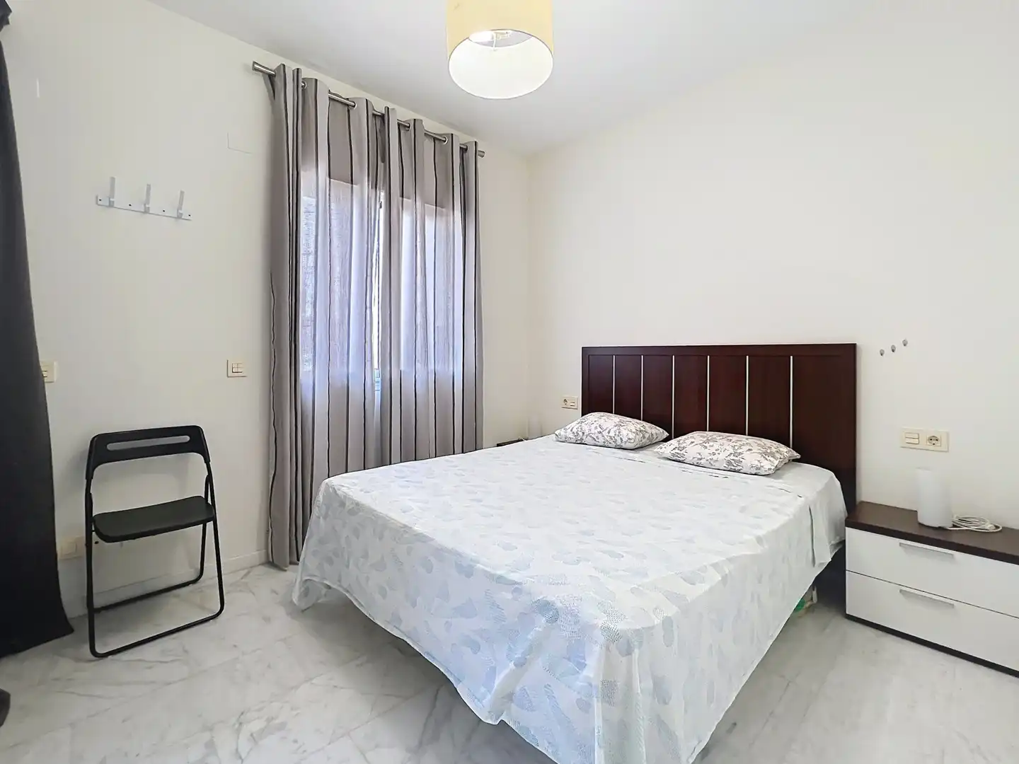 Habitación de Ático en venta en Estepona con Aire acondicionado, Terraza y Piscina