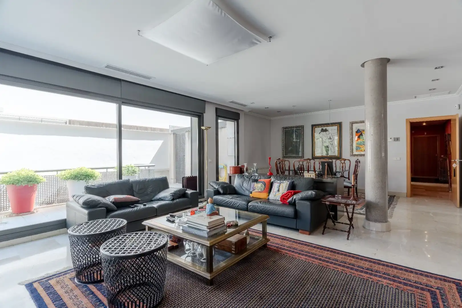 Living room of Houses for sale in Madrid  with Air Conditioner, Heating and Private garden