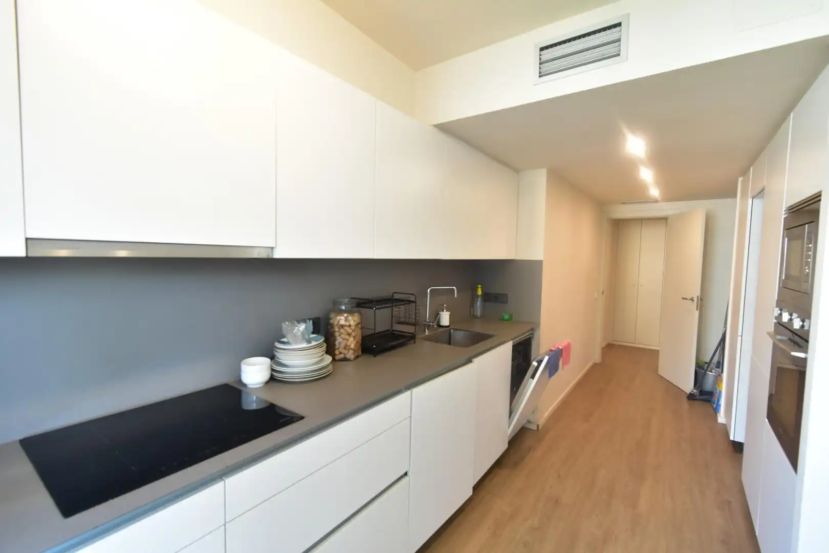 Kitchen of Flat for rent in Barcelona  with Air Conditioner, Heating and Parquet flooring