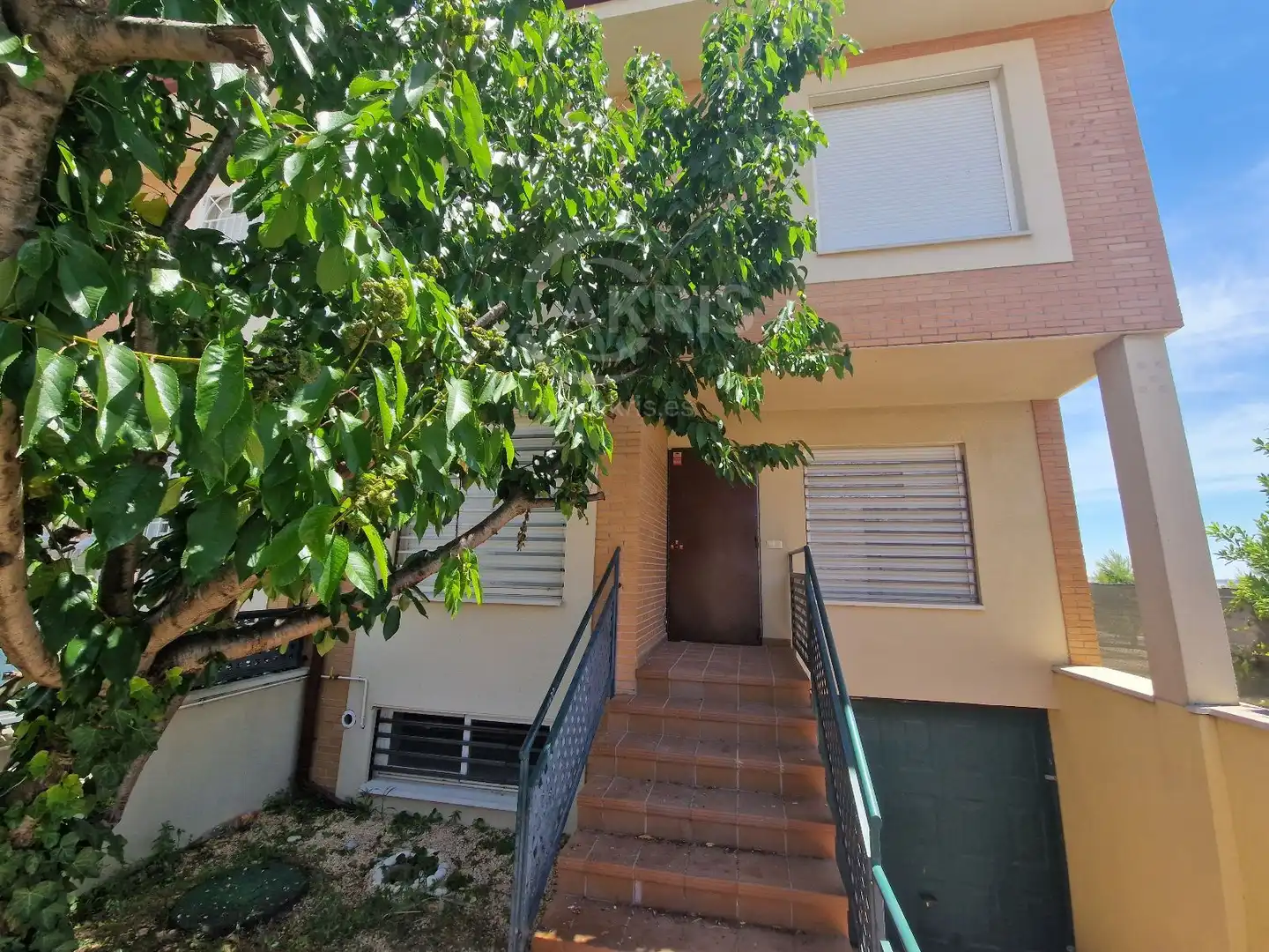 Vista exterior de Casa adosada en venta en Yuncos con Calefacción y Trastero