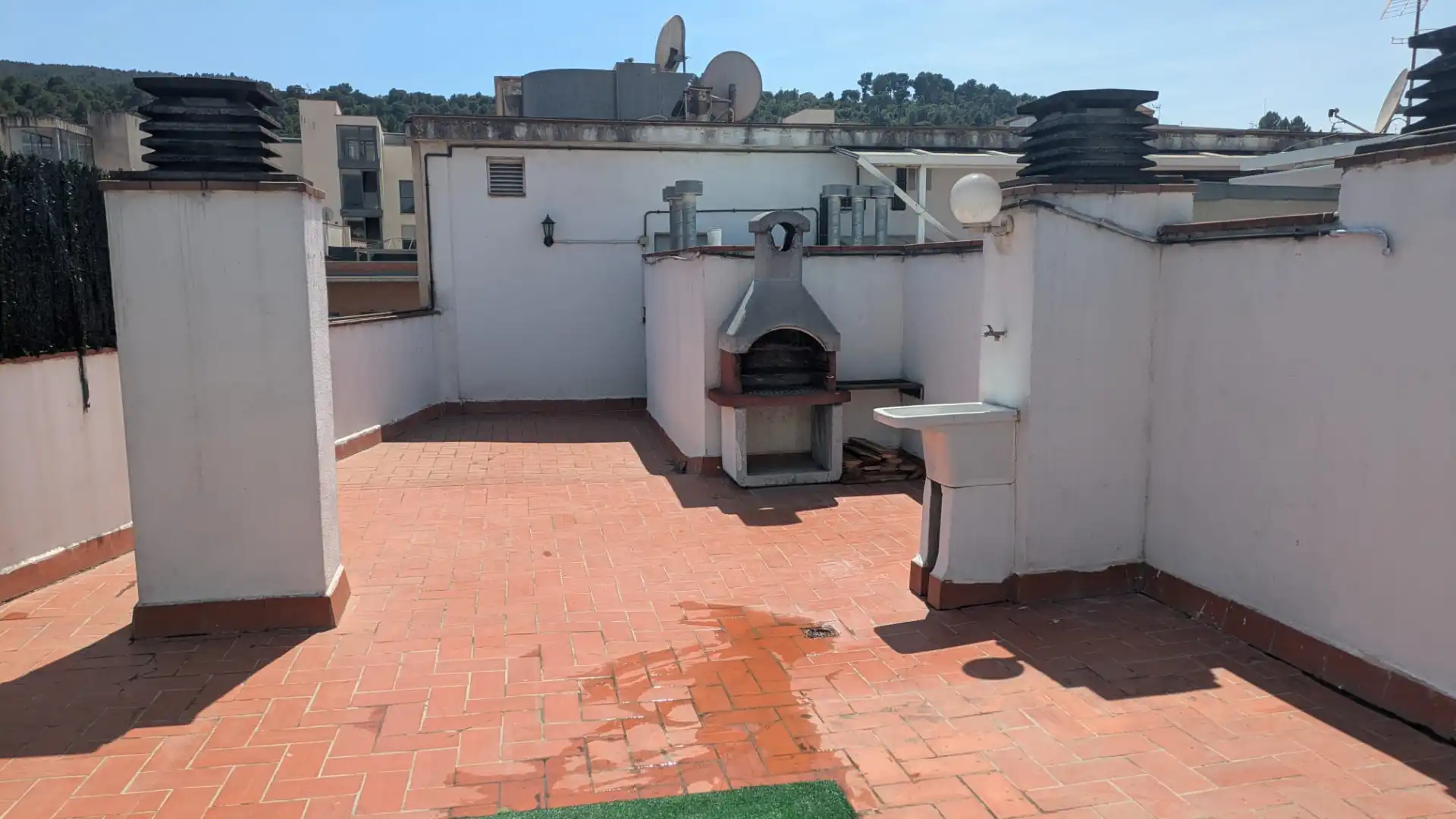 Terraza de Ático en venta en Sant Andreu de la Barca con Calefacción, Terraza y Trastero