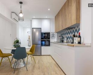 Kitchen of Study to share in  Valencia Capital  with Air Conditioner and Terrace