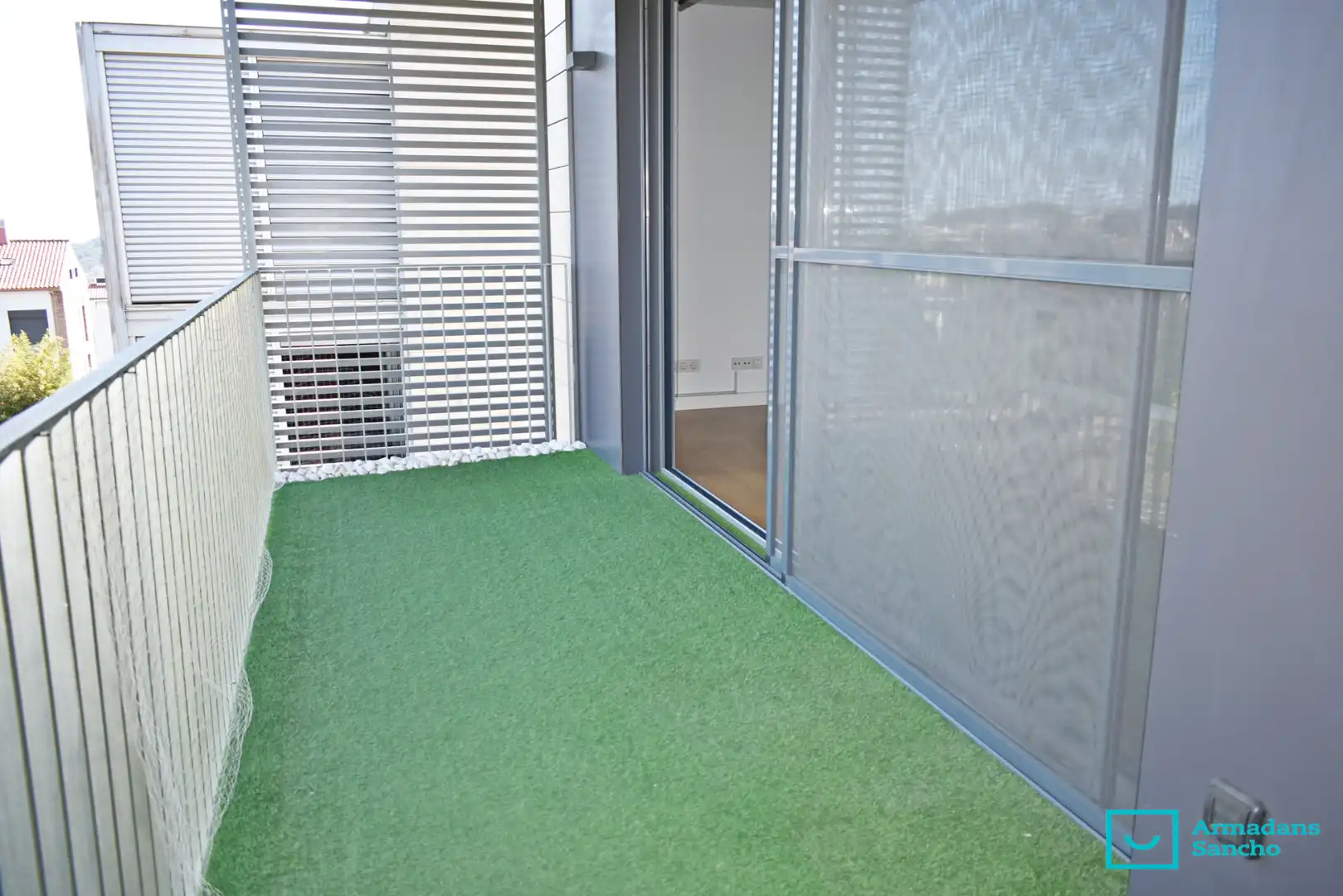 Balcony of Duplexes for rent in Tiana  with Air Conditioner, Parquet flooring and Terrace