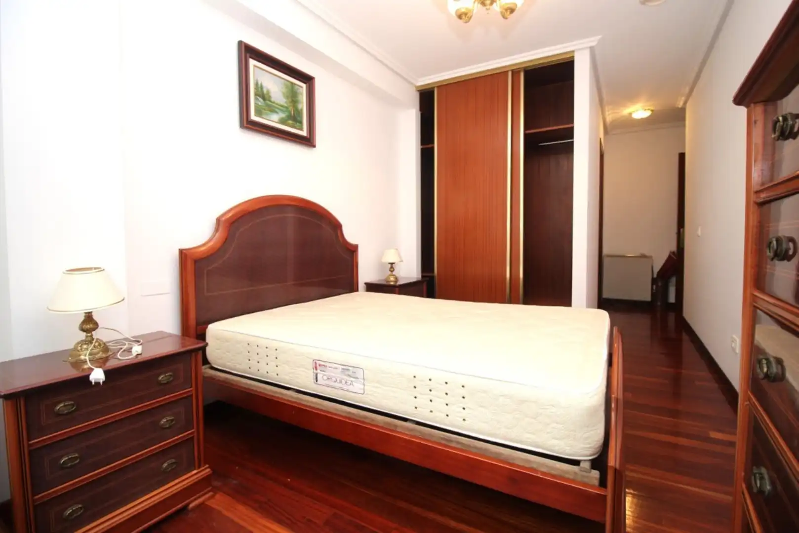 Bedroom of Flat for rent in Betanzos  with Parquet flooring, Storage room and Furnished