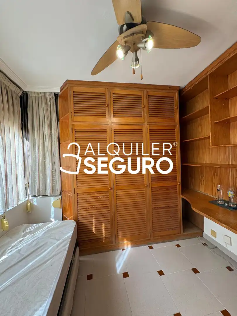 Habitación de Piso de alquiler en Puente de Vallecas