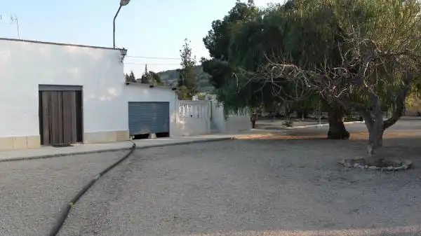 Vista exterior de Casa o xalet en venda en Aspe amb Jardí privat, Terrassa i Traster
