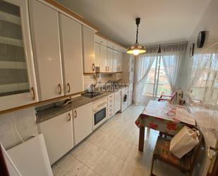 Kitchen of Flat for sale in Valderas  with Heating, Storage room and Balcony