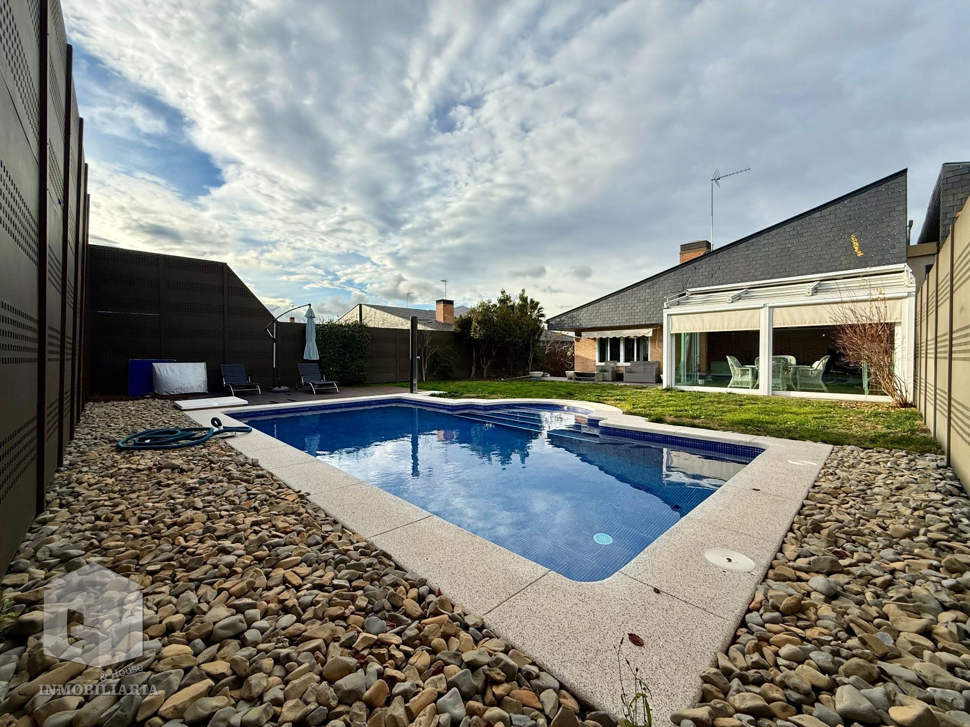 Single-family semi-detached for sale in La Cárcaba - El Encinar - Montemolinos