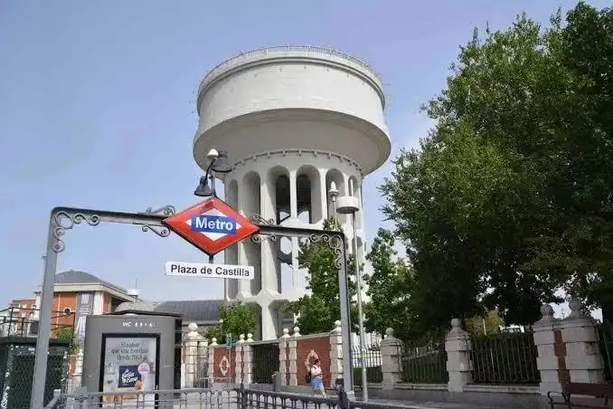 Exterior view of Flat for sale in Madrid  with Heating